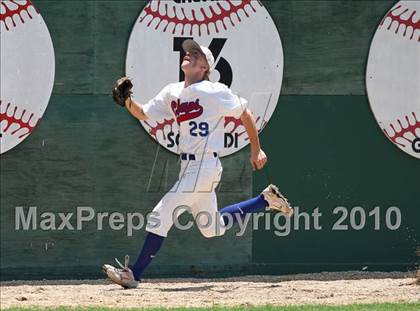 Thumbnail 3 in Stevens vs. Westlake (Texas 5A Region IV Playoffs) photogallery.