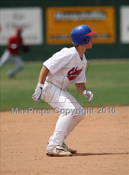 Thumbnail 1 in Stevens vs. Westlake (Texas 5A Region IV Playoffs) photogallery.