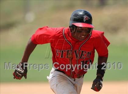 Thumbnail 1 in Stevens vs. Westlake (Texas 5A Region IV Playoffs) photogallery.