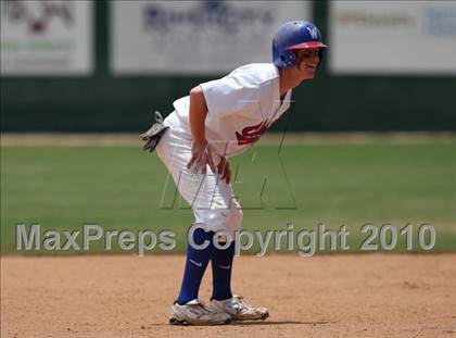 Thumbnail 2 in Stevens vs. Westlake (Texas 5A Region IV Playoffs) photogallery.