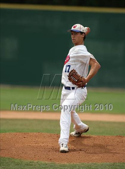 Thumbnail 3 in Stevens vs. Westlake (Texas 5A Region IV Playoffs) photogallery.