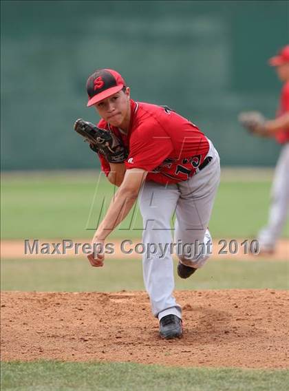 Thumbnail 3 in Stevens vs. Westlake (Texas 5A Region IV Playoffs) photogallery.