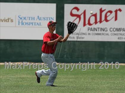 Thumbnail 3 in Stevens vs. Westlake (Texas 5A Region IV Playoffs) photogallery.