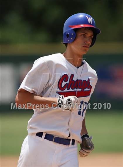 Thumbnail 2 in Stevens vs. Westlake (Texas 5A Region IV Playoffs) photogallery.