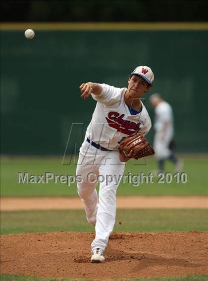 Thumbnail 1 in Stevens vs. Westlake (Texas 5A Region IV Playoffs) photogallery.