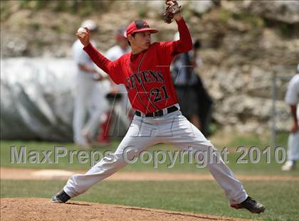 Thumbnail 3 in Stevens vs. Westlake (Texas 5A Region IV Playoffs) photogallery.