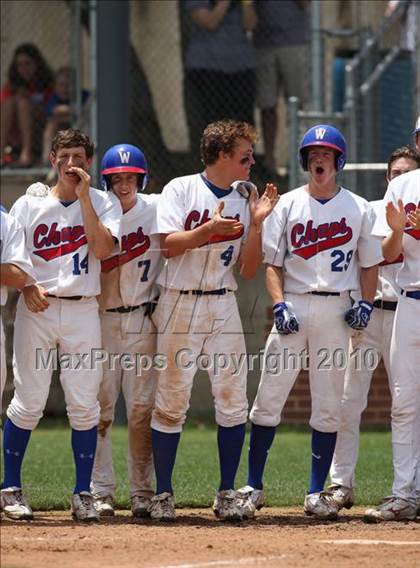 Thumbnail 3 in Stevens vs. Westlake (Texas 5A Region IV Playoffs) photogallery.