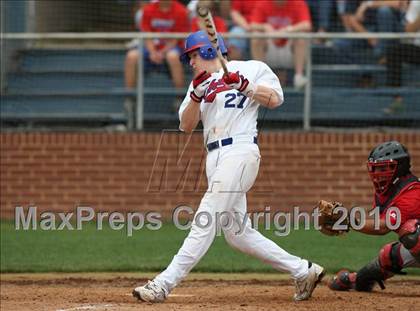 Thumbnail 1 in Stevens vs. Westlake (Texas 5A Region IV Playoffs) photogallery.