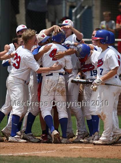 Thumbnail 1 in Stevens vs. Westlake (Texas 5A Region IV Playoffs) photogallery.