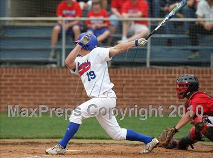 Thumbnail 2 in Stevens vs. Westlake (Texas 5A Region IV Playoffs) photogallery.