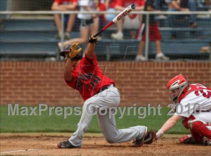 Thumbnail 3 in Stevens vs. Westlake (Texas 5A Region IV Playoffs) photogallery.