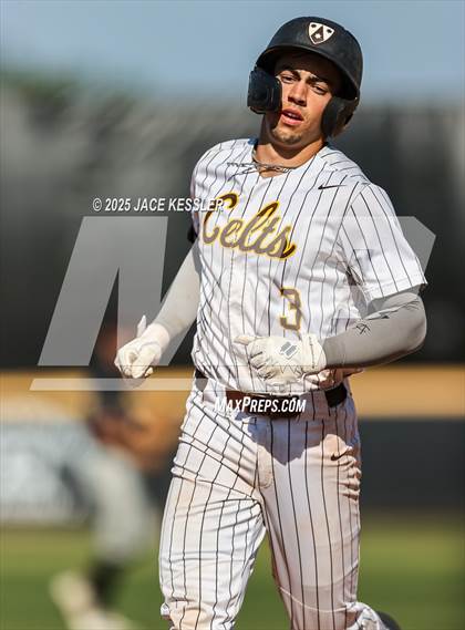 Thumbnail 2 in Bishop Alemany @ Crespi photogallery.