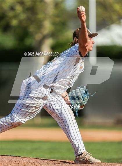 Thumbnail 2 in Bishop Alemany @ Crespi photogallery.