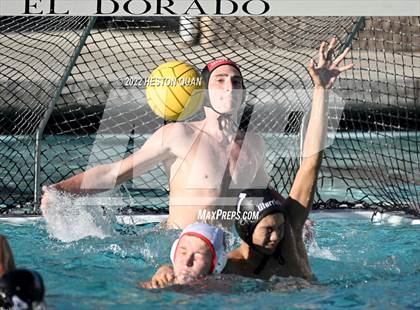 Thumbnail 2 in Murrieta Valley vs. Woodbridge (Villa Park Classic) photogallery.