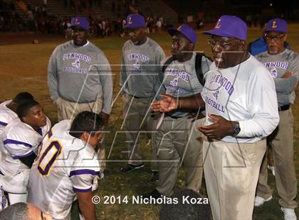 Thumbnail 3 in Lynwood vs. Hawthorne photogallery.