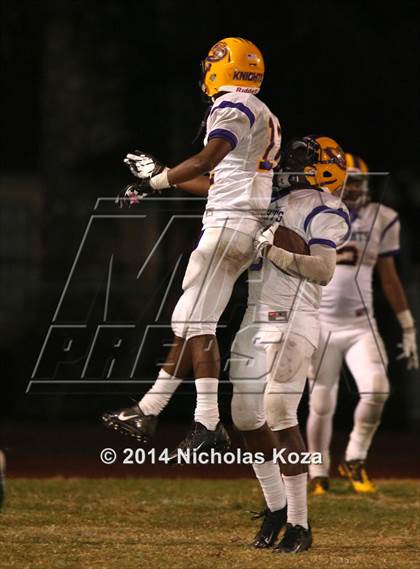 Thumbnail 3 in Lynwood vs. Hawthorne photogallery.