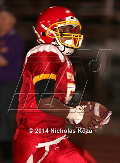 Thumbnail 2 in Lynwood vs. Hawthorne photogallery.