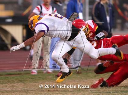 Thumbnail 2 in Lynwood vs. Hawthorne photogallery.