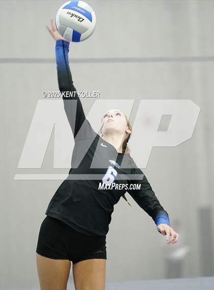 Thumbnail 2 in Lakeland vs. Frankenmuth (Program Cup) photogallery.