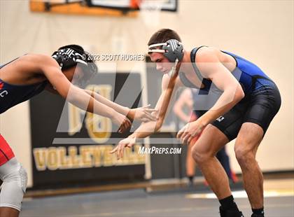 Thumbnail 2 in Cookeville vs Lebanon (Mount Juliet) photogallery.