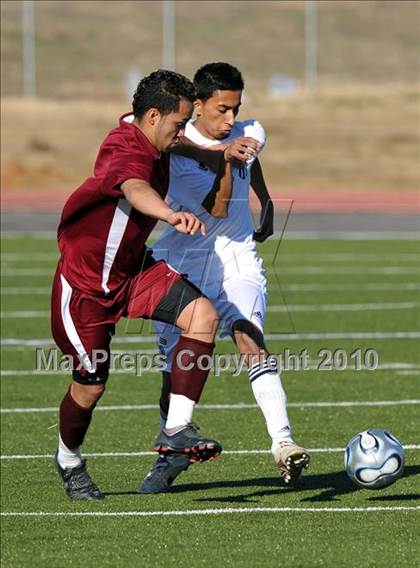 Thumbnail 2 in Beaumont Central vs Little Elm (Little Elm Invitational) photogallery.