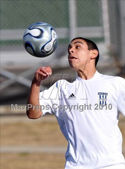 Thumbnail 1 in Beaumont Central vs Little Elm (Little Elm Invitational) photogallery.