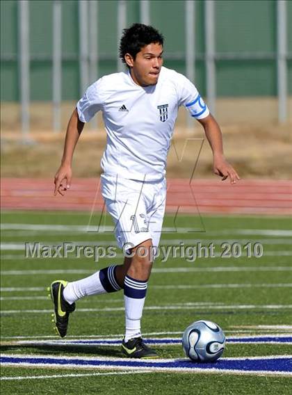 Thumbnail 1 in Beaumont Central vs Little Elm (Little Elm Invitational) photogallery.