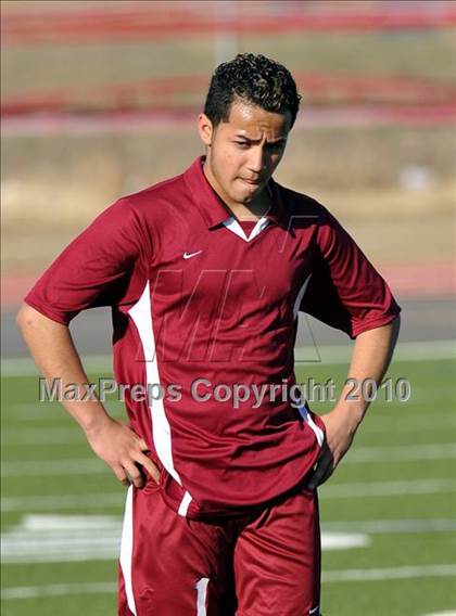 Thumbnail 2 in Beaumont Central vs Little Elm (Little Elm Invitational) photogallery.