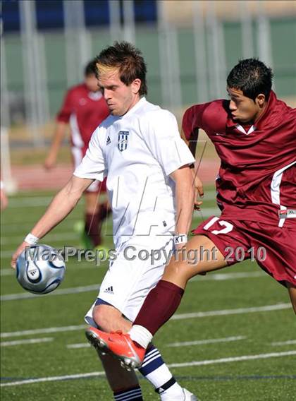 Thumbnail 2 in Beaumont Central vs Little Elm (Little Elm Invitational) photogallery.