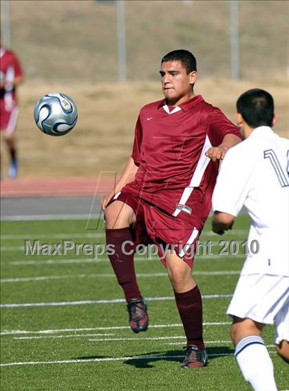 Thumbnail 2 in Beaumont Central vs Little Elm (Little Elm Invitational) photogallery.