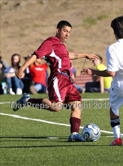 Thumbnail 1 in Beaumont Central vs Little Elm (Little Elm Invitational) photogallery.