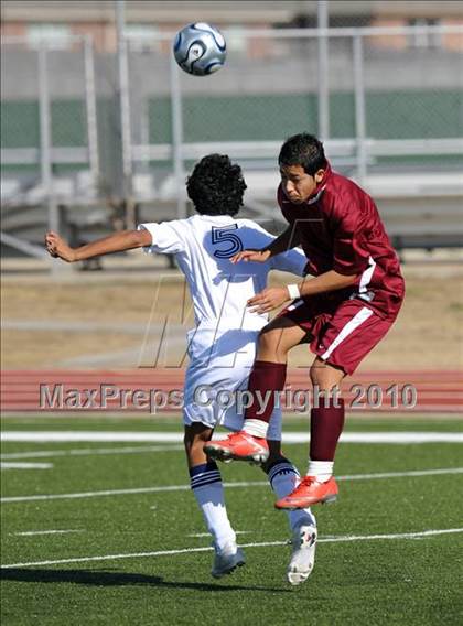 Thumbnail 1 in Beaumont Central vs Little Elm (Little Elm Invitational) photogallery.