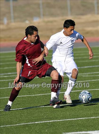 Thumbnail 1 in Beaumont Central vs Little Elm (Little Elm Invitational) photogallery.