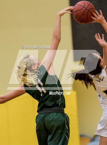 Thumbnail 3 in De Soto @ West photogallery.