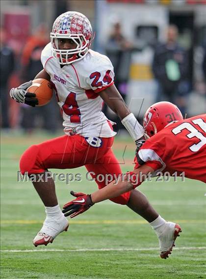 Thumbnail 1 in East Islip vs. Bellport (Section 11 Division 2 Final) photogallery.