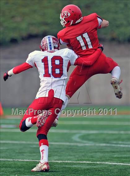 Thumbnail 1 in East Islip vs. Bellport (Section 11 Division 2 Final) photogallery.