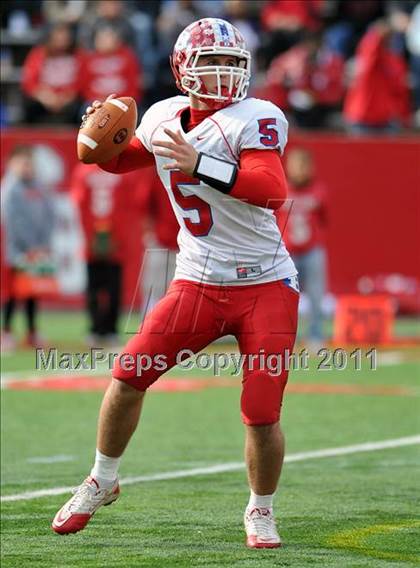 Thumbnail 1 in East Islip vs. Bellport (Section 11 Division 2 Final) photogallery.