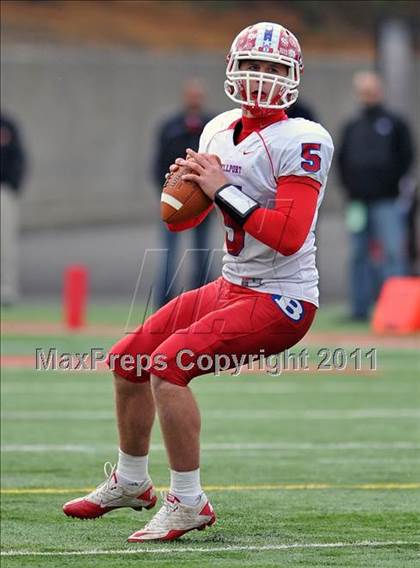 Thumbnail 1 in East Islip vs. Bellport (Section 11 Division 2 Final) photogallery.
