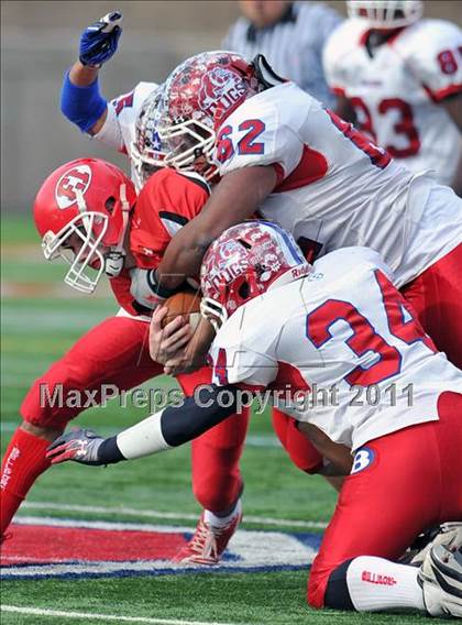 Thumbnail 3 in East Islip vs. Bellport (Section 11 Division 2 Final) photogallery.