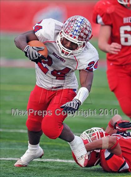Thumbnail 2 in East Islip vs. Bellport (Section 11 Division 2 Final) photogallery.