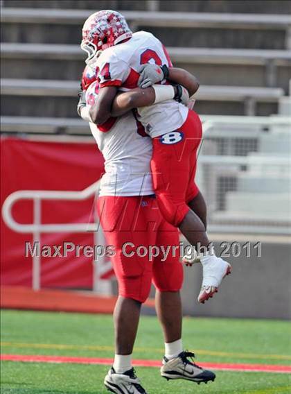 Thumbnail 3 in East Islip vs. Bellport (Section 11 Division 2 Final) photogallery.