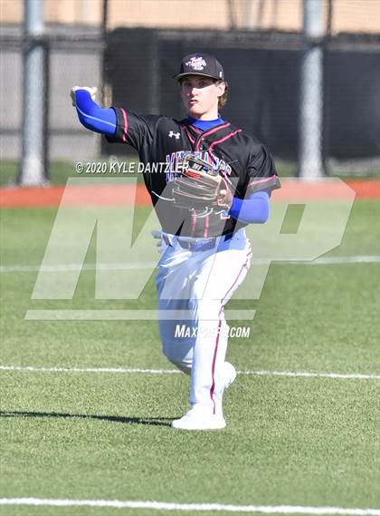 Thumbnail 3 in St. Michael's vs Midland Christian (Texas Private School Classic) photogallery.