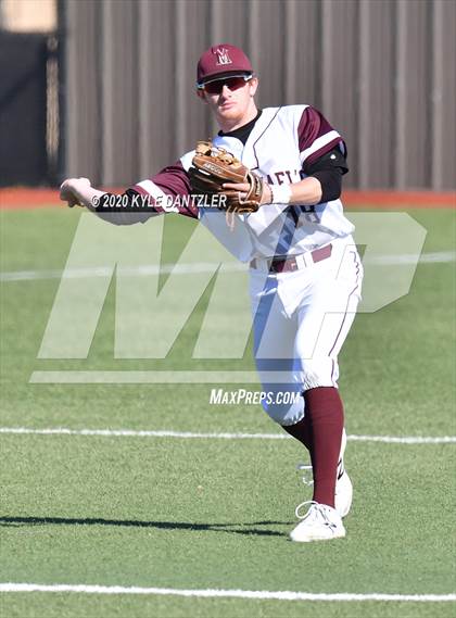 Thumbnail 2 in St. Michael's vs Midland Christian (Texas Private School Classic) photogallery.