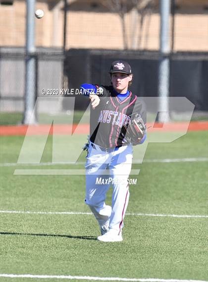 Thumbnail 1 in St. Michael's vs Midland Christian (Texas Private School Classic) photogallery.