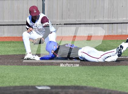 Thumbnail 3 in St. Michael's vs Midland Christian (Texas Private School Classic) photogallery.