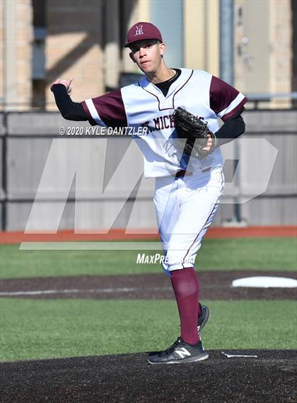Thumbnail 2 in St. Michael's vs Midland Christian (Texas Private School Classic) photogallery.