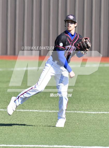 Thumbnail 2 in St. Michael's vs Midland Christian (Texas Private School Classic) photogallery.