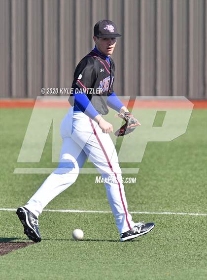 Thumbnail 2 in St. Michael's vs Midland Christian (Texas Private School Classic) photogallery.