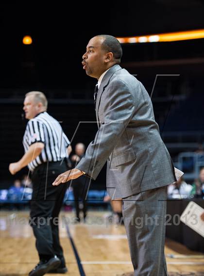 Thumbnail 2 in Shining Mountain vs. Caliche (CHSAA 1A Final Four) photogallery.
