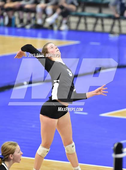 Thumbnail 3 in Valor Christian vs. Highlands Ranch (CHSAA 5A Round 2) photogallery.